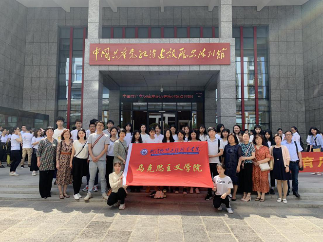 1558918592434018.png 图片2.png